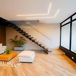 Luxury Apartment With Sea View