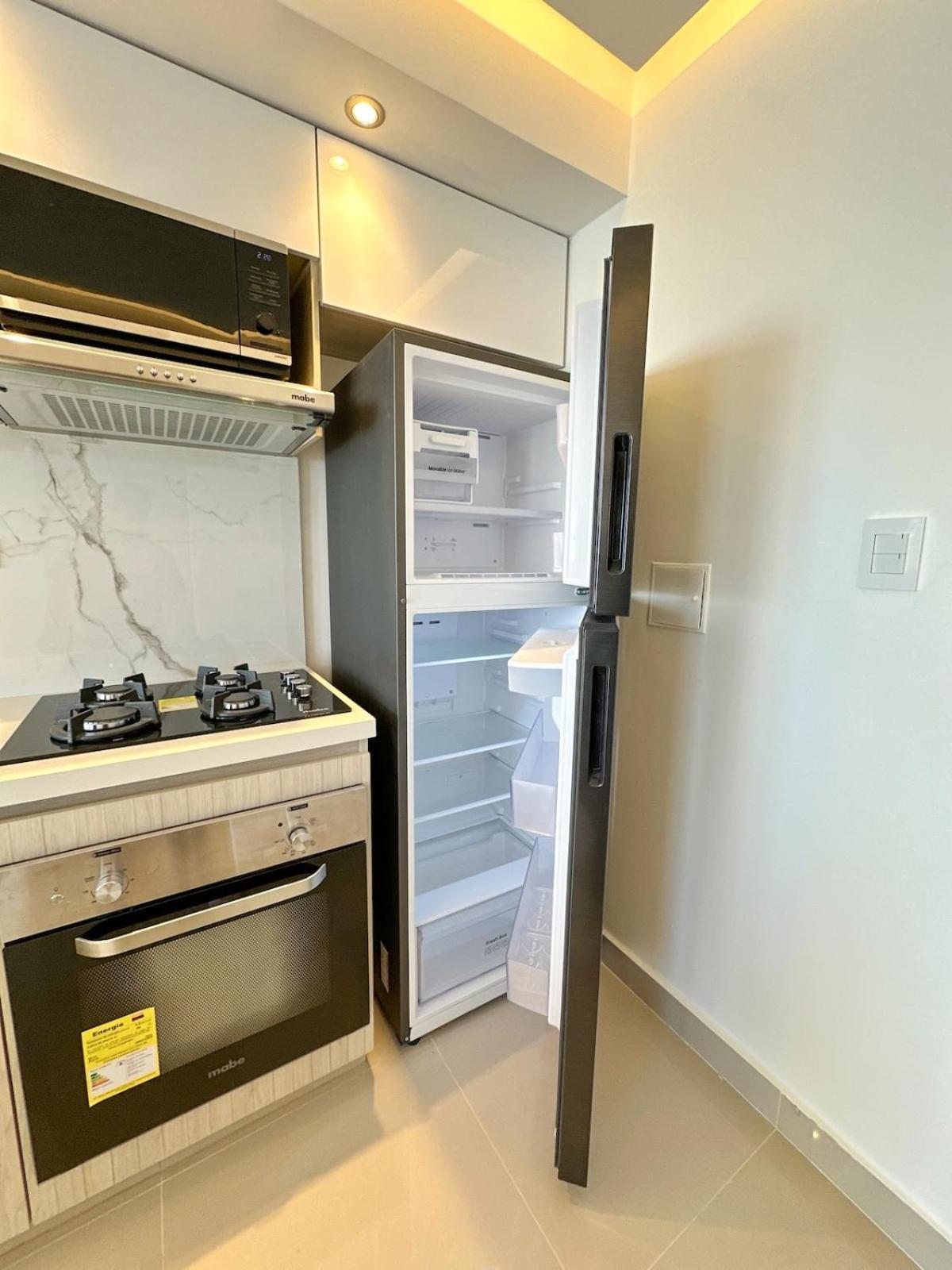 Luxury With Sea View Apartment *