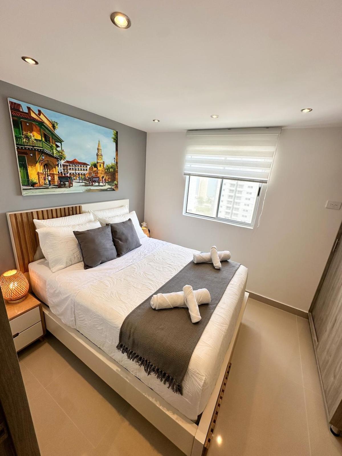 Luxury With Sea View Apartment
